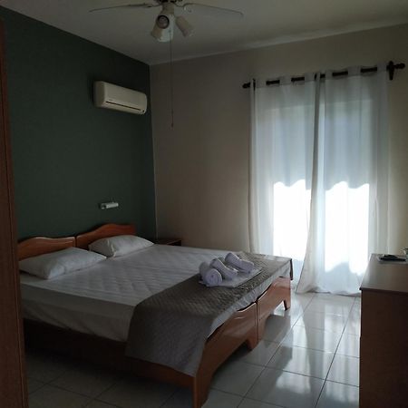 Apartments By Evita'S Resort Poros Town Exterior photo